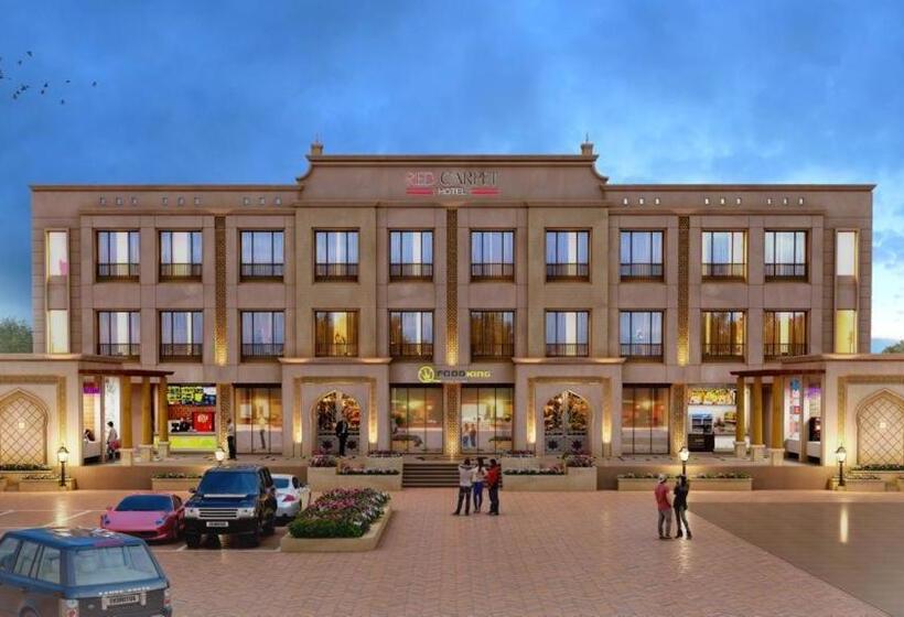 פנסיון Red Carpet Classic Hospitality Llp