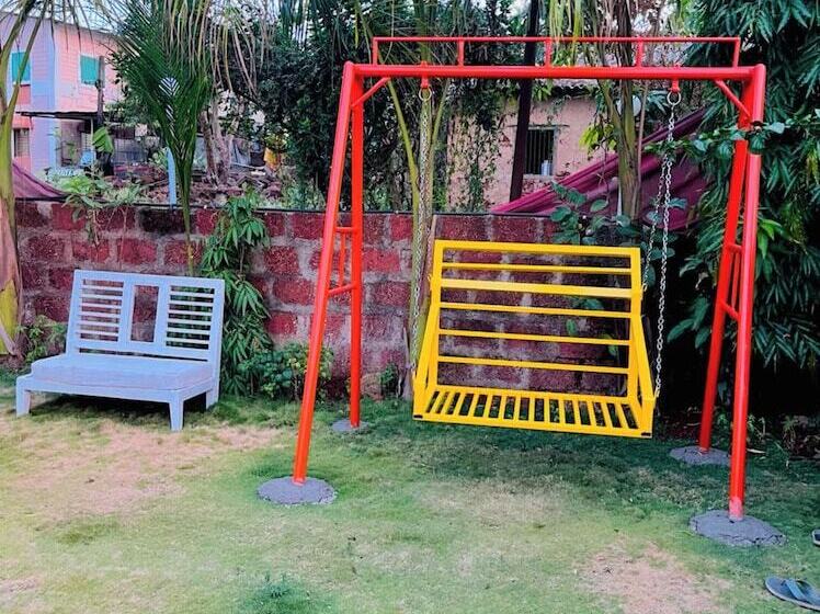 فندق Strawberry County