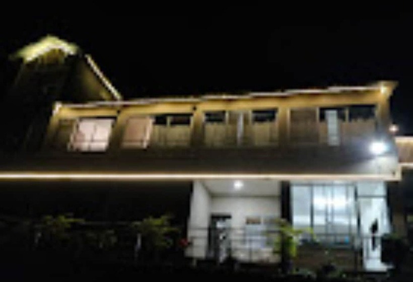 فندق Strawberry County