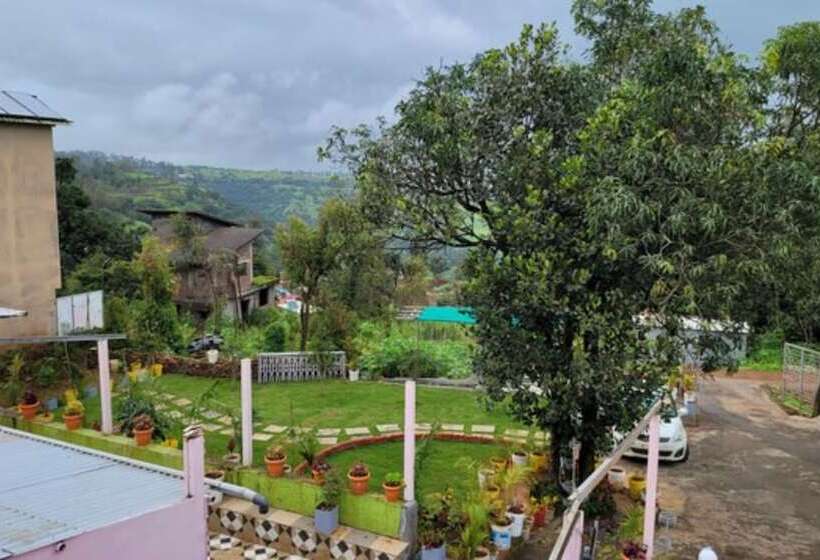 فندق Strawberry County