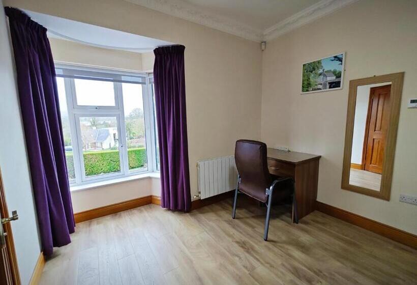 پانسیون Mountain View Accommodation