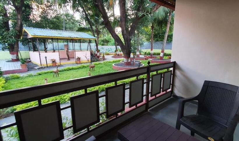 אתר נופש Happy Holiday Alibaug