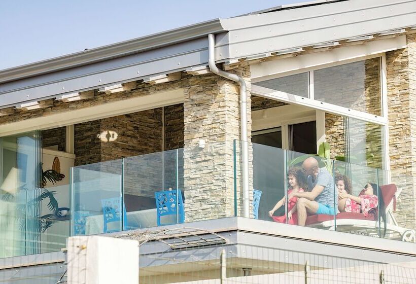 مبيت وإفطار étoiles Luxury Guest House Resort