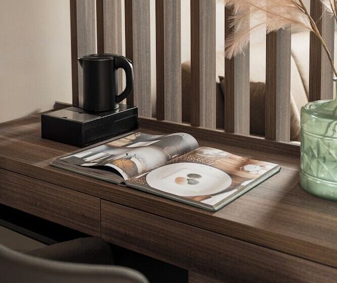 Отель Bolina Suite & Spa