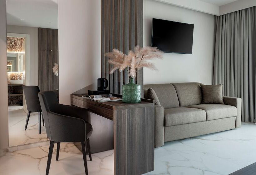 Отель Bolina Suite & Spa