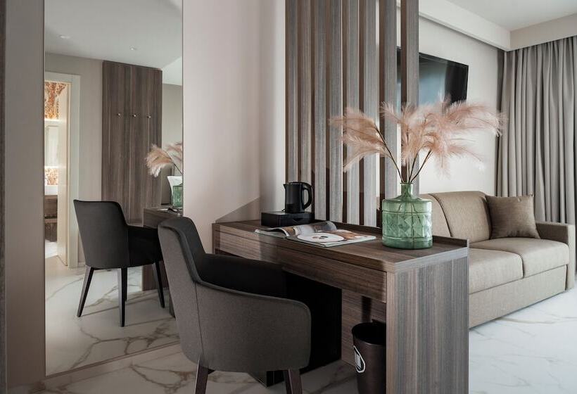 Отель Bolina Suite & Spa