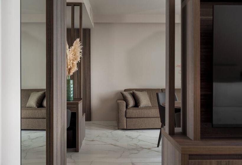 Отель Bolina Suite & Spa