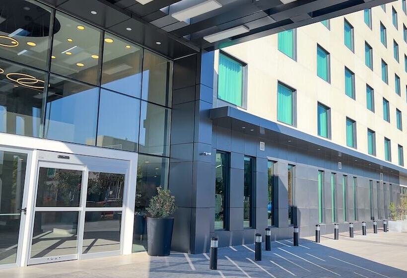 هتل Diego De Almagro Pudahuel Aeropuerto