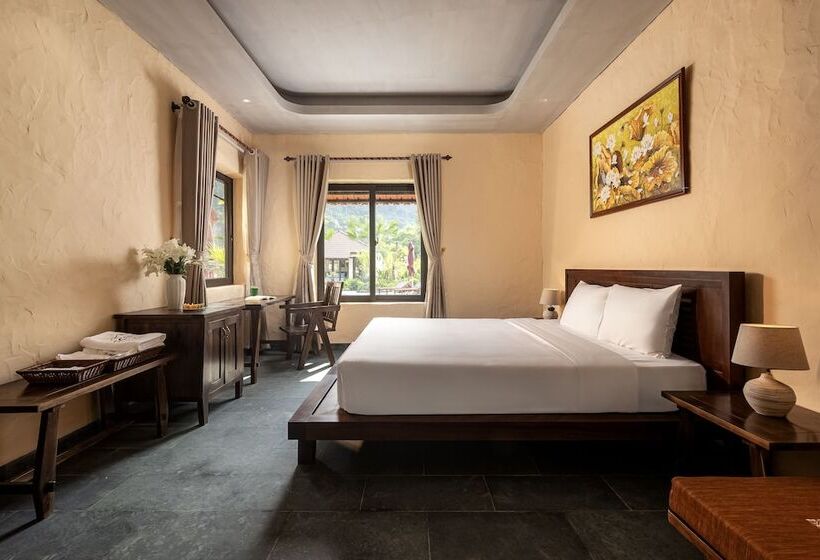 هتل Scenic Mountain Ecolodge Ninh Binh