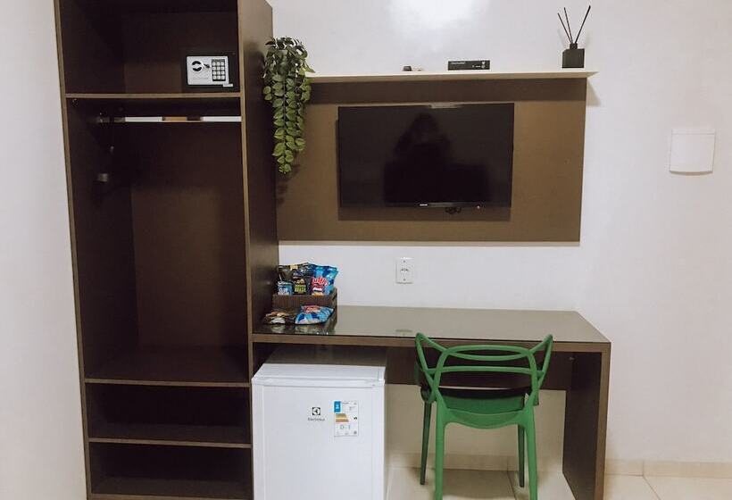 בית מלון כפרי Viana