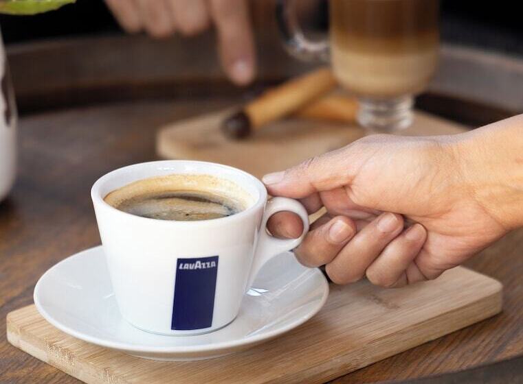 Отель Y Restaurant Doña Rode