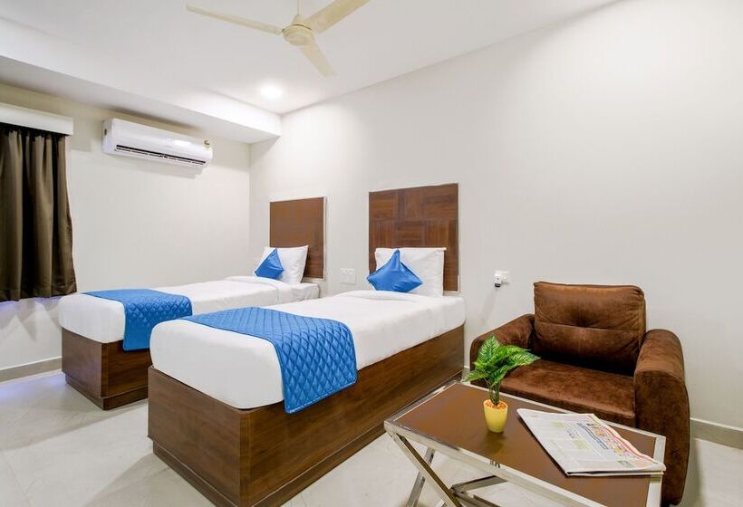 Monday Hotels Swarna S The Capital