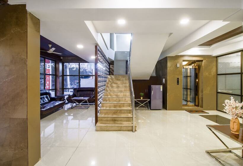 Monday Hotels Swarna S The Capital