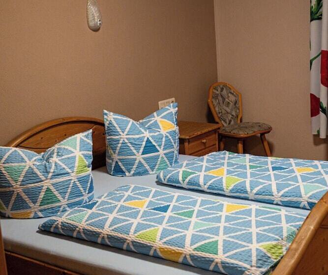 펜션 Cafe Alte Backstubn