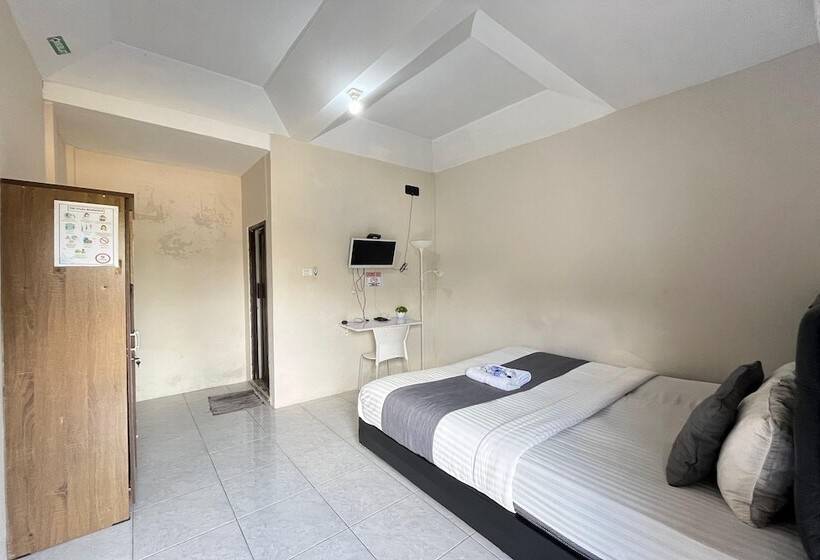 بنسيون Steze Guesthouse Syariah Telanaipura