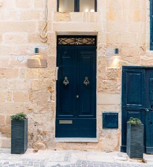 پانسیون Suite 5 At Palazzo Seraphim Boutique Living In St Julians