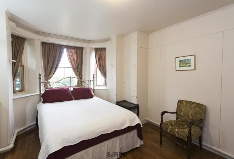 A Tanners Home Inn Bed And Breakfast