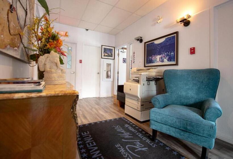 הוסטל Auberge Internationale Espace Globetrotter