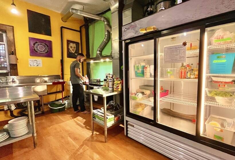 هاستل The Only Backpacker S Inn