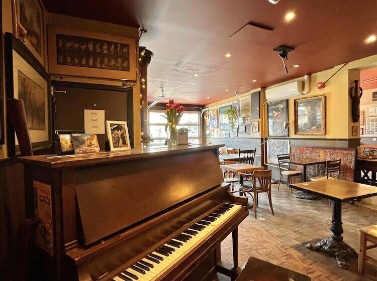 هاستل The Only Backpacker S Inn