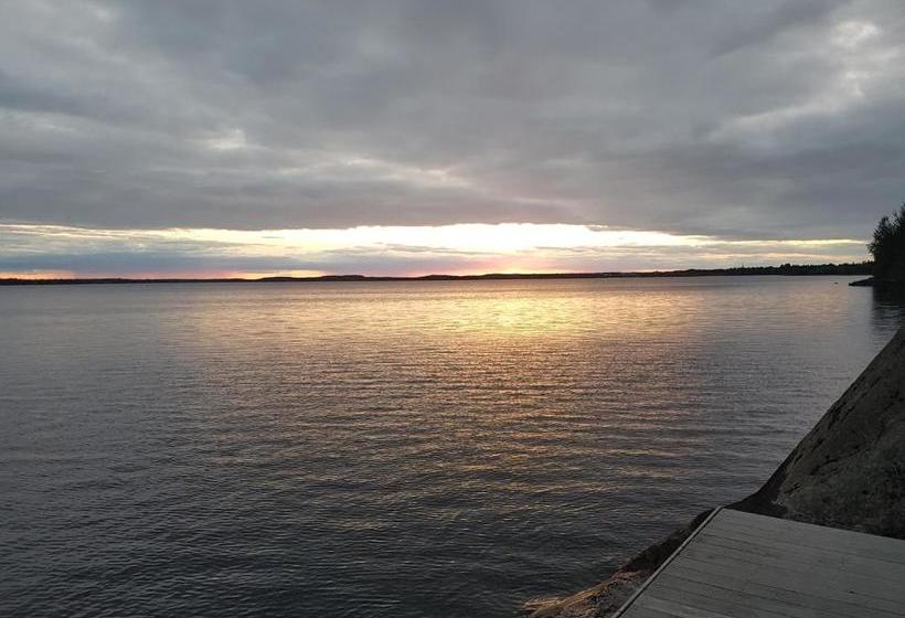 ベッドアンドブレックファースト Aux Pignons Gite