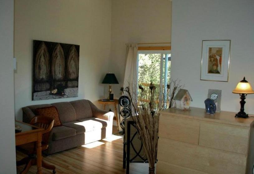 住宿加早餐 Gîte Au Pied Du Courant De Gilbert Desjardins