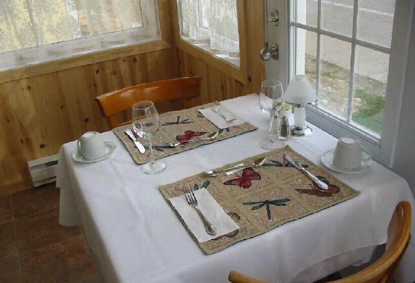 ベッドアンドブレックファースト Gîte La Richardière