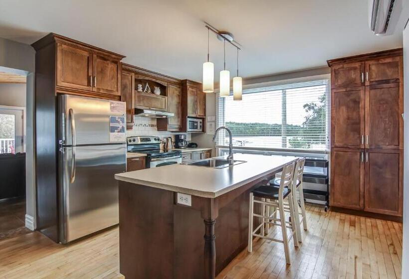 住宿加早餐  La Maison Du Matelot