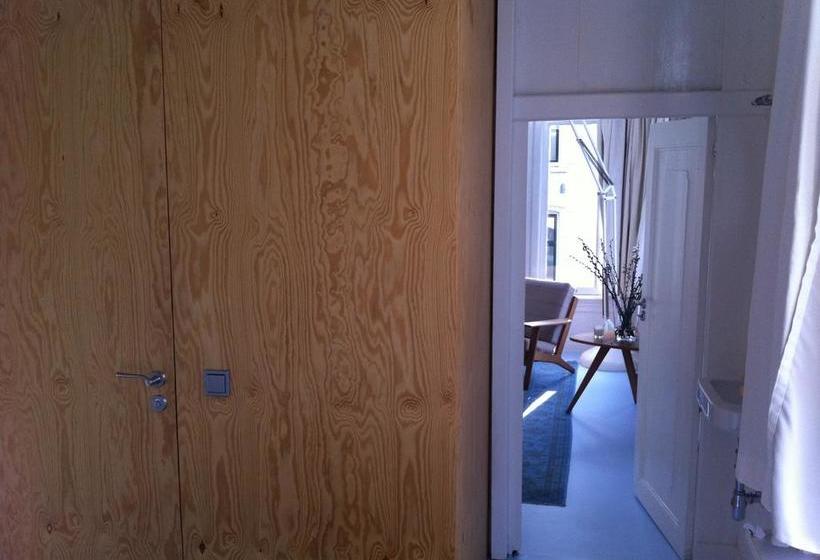 مبيت وإفطار Miauw Suites, Canal View City Centre