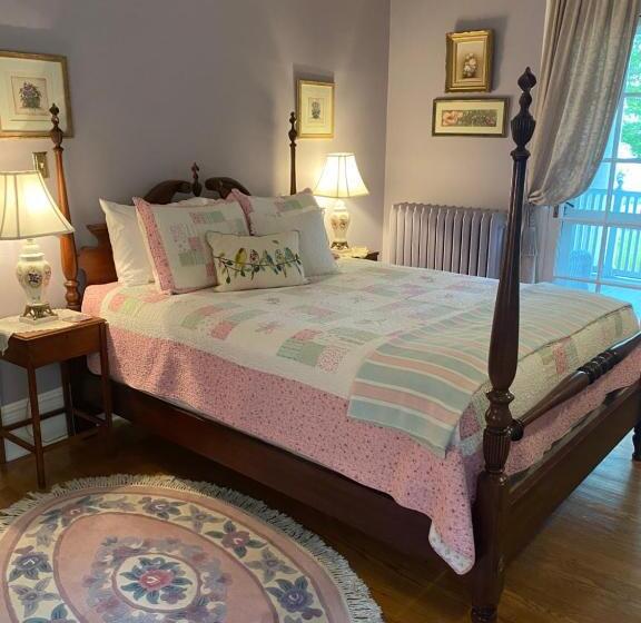 مبيت وإفطار Montrose Inn