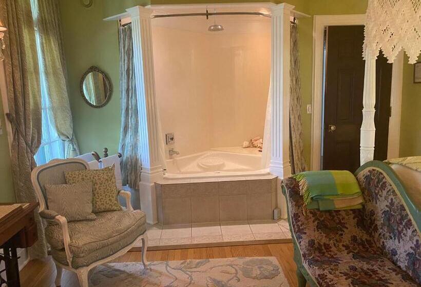 مبيت وإفطار Montrose Inn