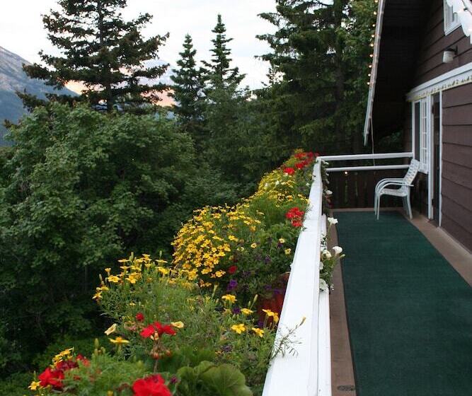 مبيت وإفطار Northland Lodge