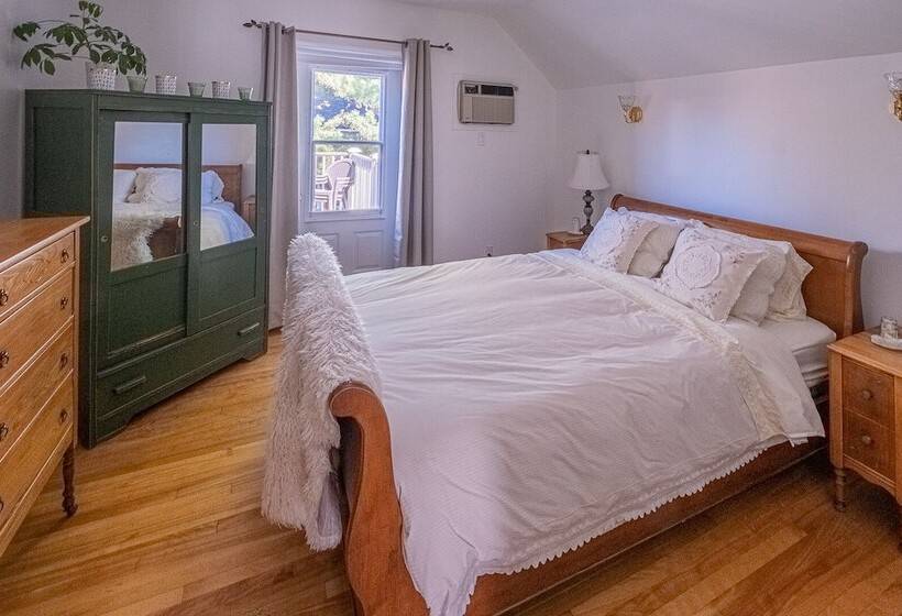 住宿加早餐  Une Fleur Au Bord De L Eau