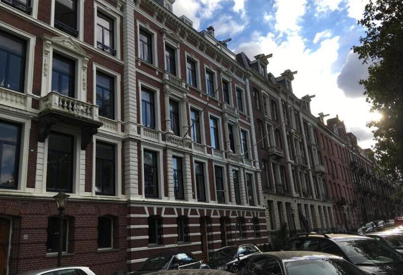 تختخواب و صبحانه Vondelparkmuseum Inn