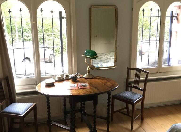 تختخواب و صبحانه Vondelparkmuseum Inn