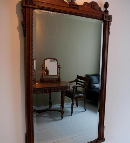 Bed & Breakfast Westviolet