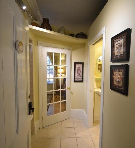 Briarwood Bed & Breakfast