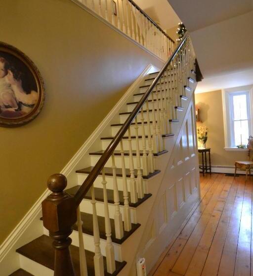 Briarwood Bed & Breakfast