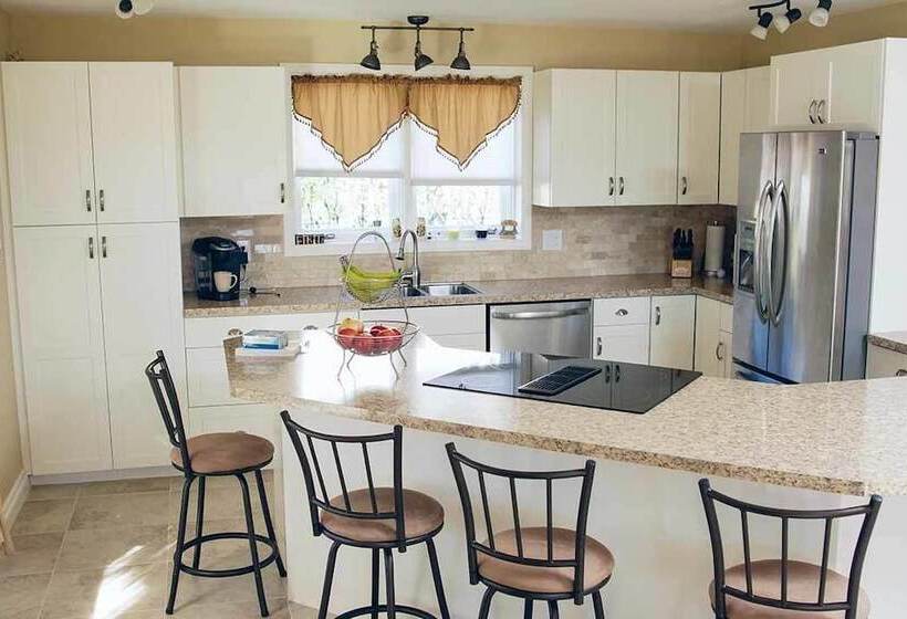 Bed and Breakfast Butterfly Manor