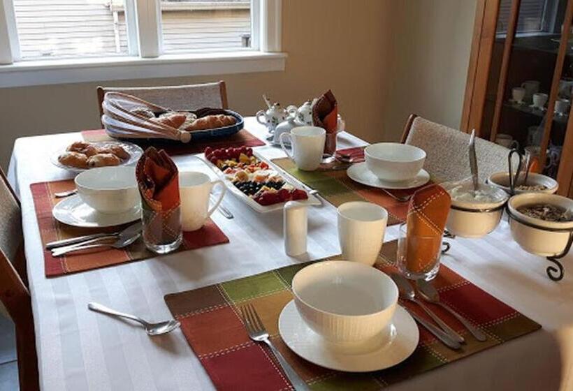 Campbell Cottage B&b