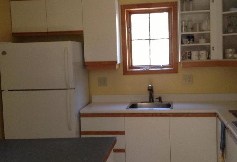 Chalet Au Bord De L Eau Le Nymphéa