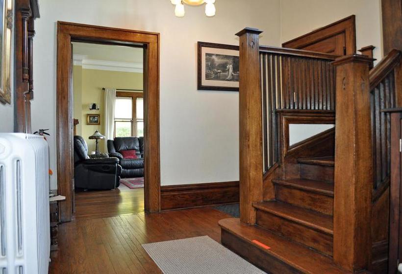 Greystone Manor Bed And Breakfast