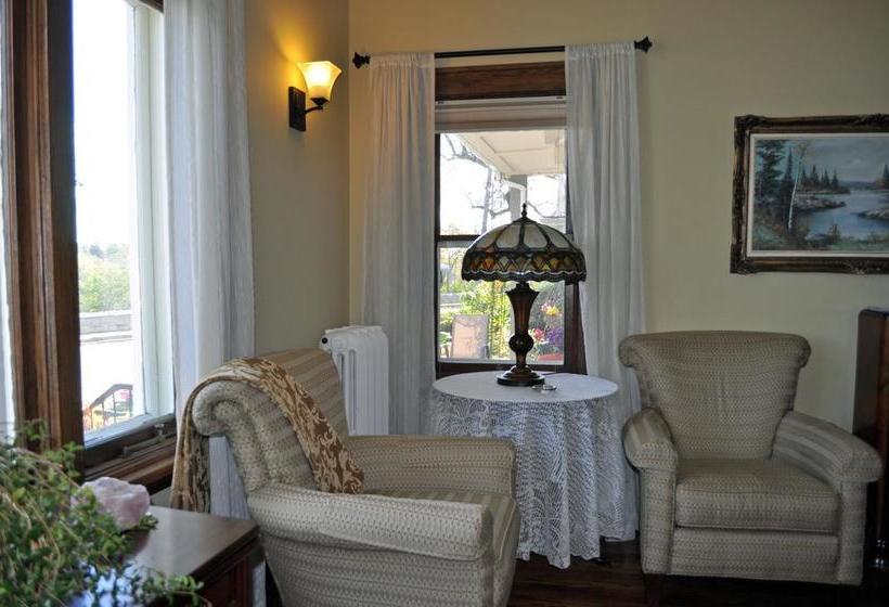 Greystone Manor Bed And Breakfast