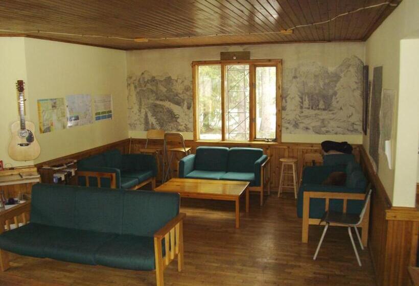 Hi Mosquito Creek Wilderness Hostel