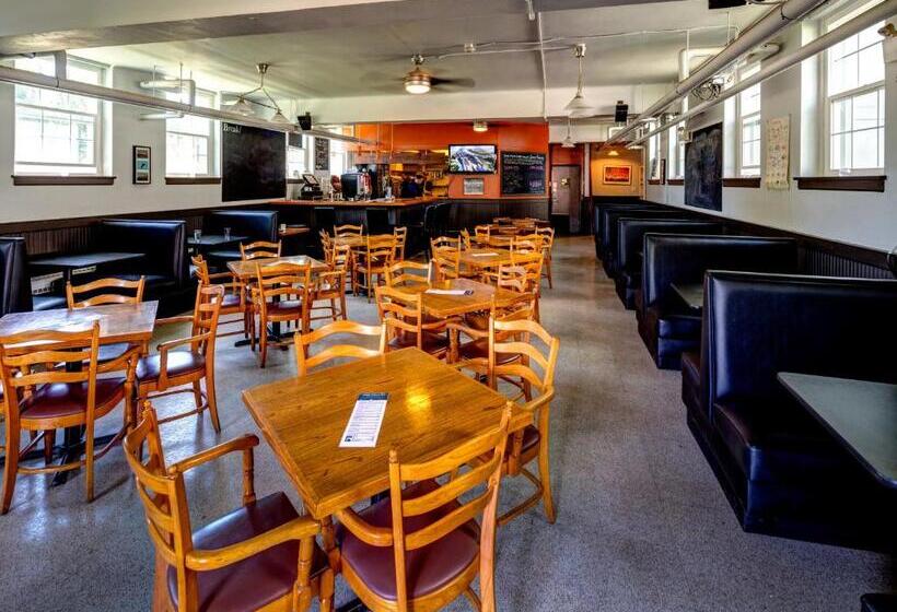 Hi Vancouver Jericho Beach   Hostel