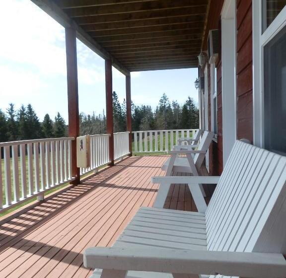 Hopewell Rocks Motel & Country Inn