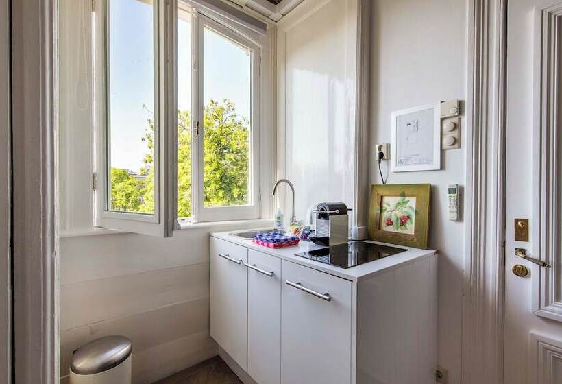 בית מלון כפרי Amstel Corner