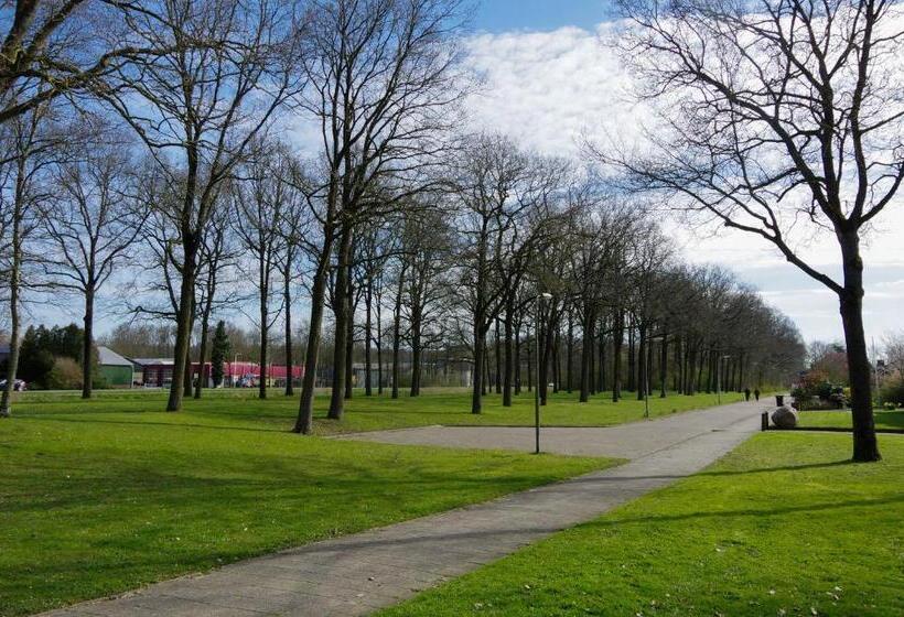 Отель And Restaurant Van Saaze