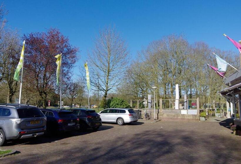 Отель And Restaurant Van Saaze