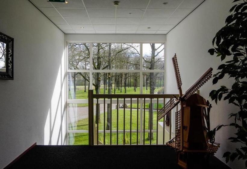 Отель And Restaurant Van Saaze